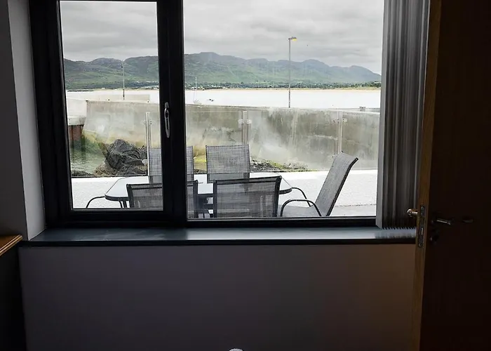Pierside Deluxe * Portsalon